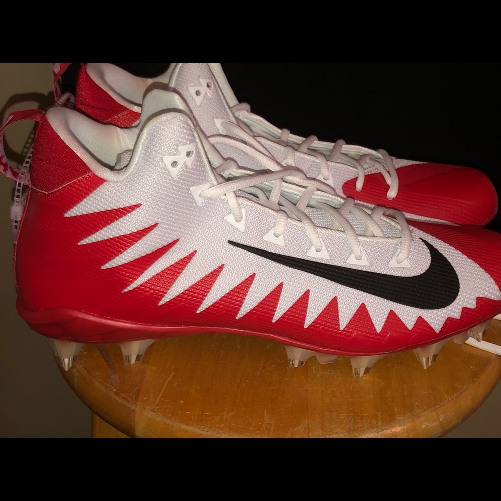Nike Alpha Menace Elite